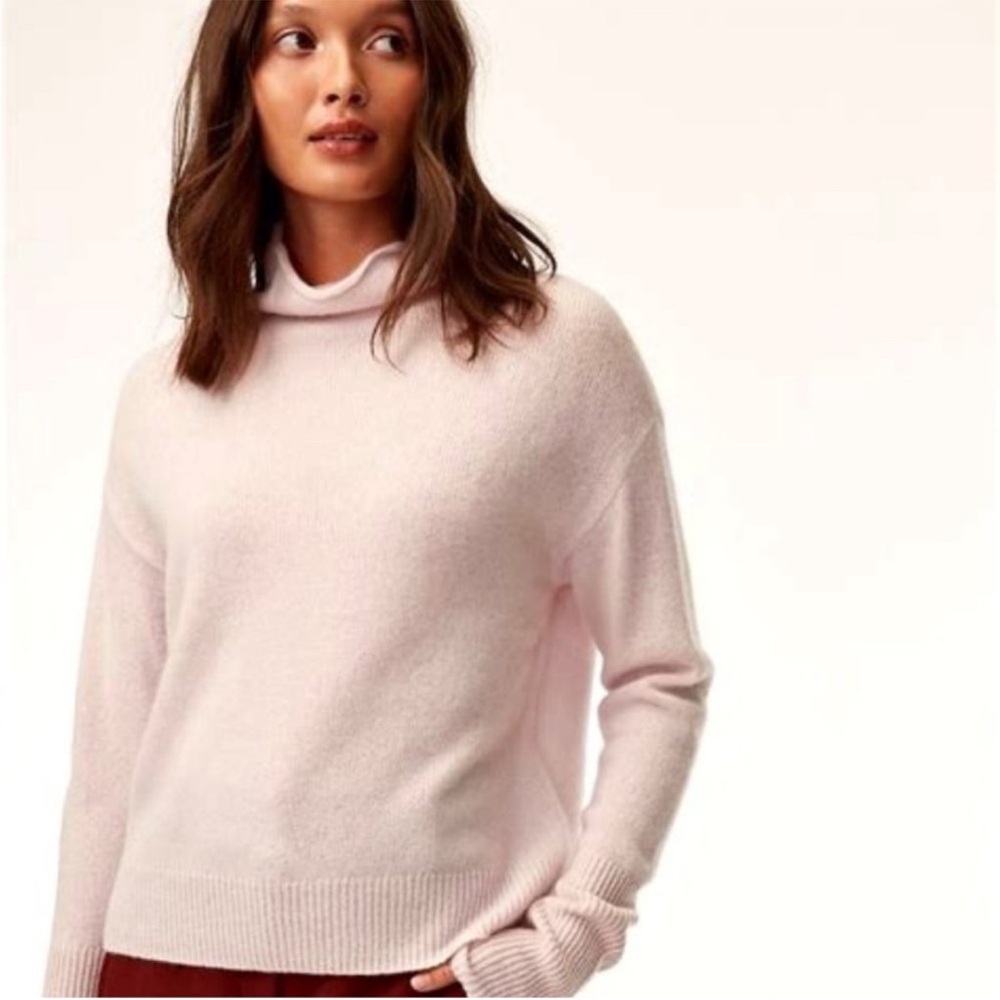 Aritzia Babaton Sweater Women Medium Pink Cashmere Perry Turtleneck Wool Classic